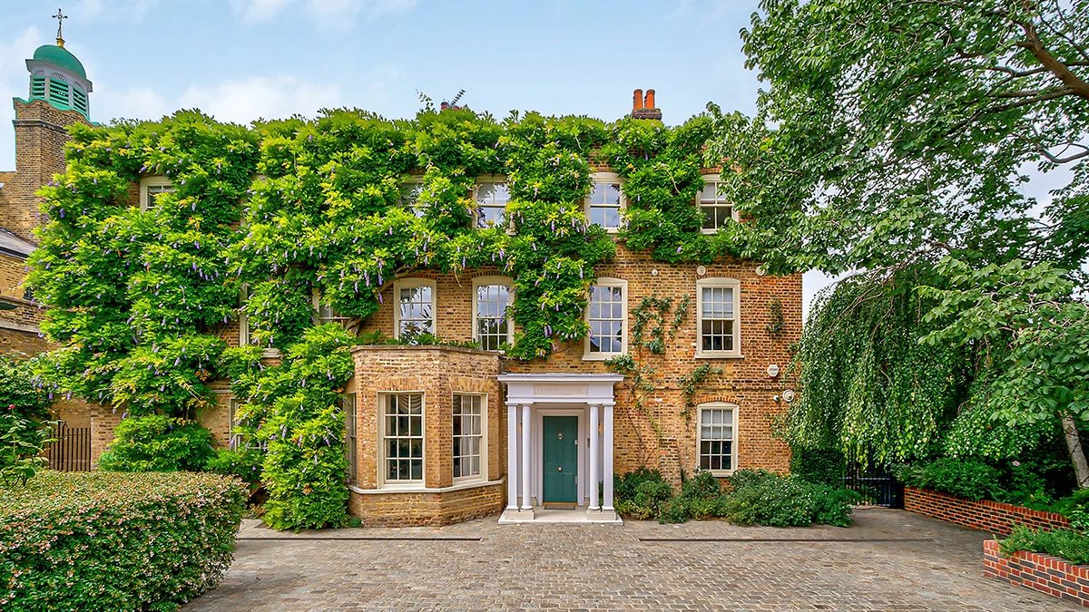 Clarence House, em Richmond: US$ 23,6 milhões pelo encontro entre casa histórica e extensão radical